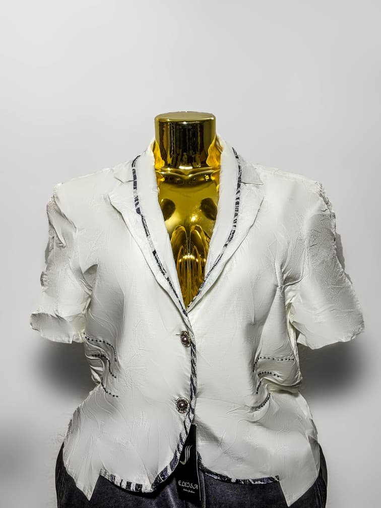 White Textured Contrast-Trim Short-Sleeve Blazer (UK Size L/Bust 40 – Female Blazer) #028